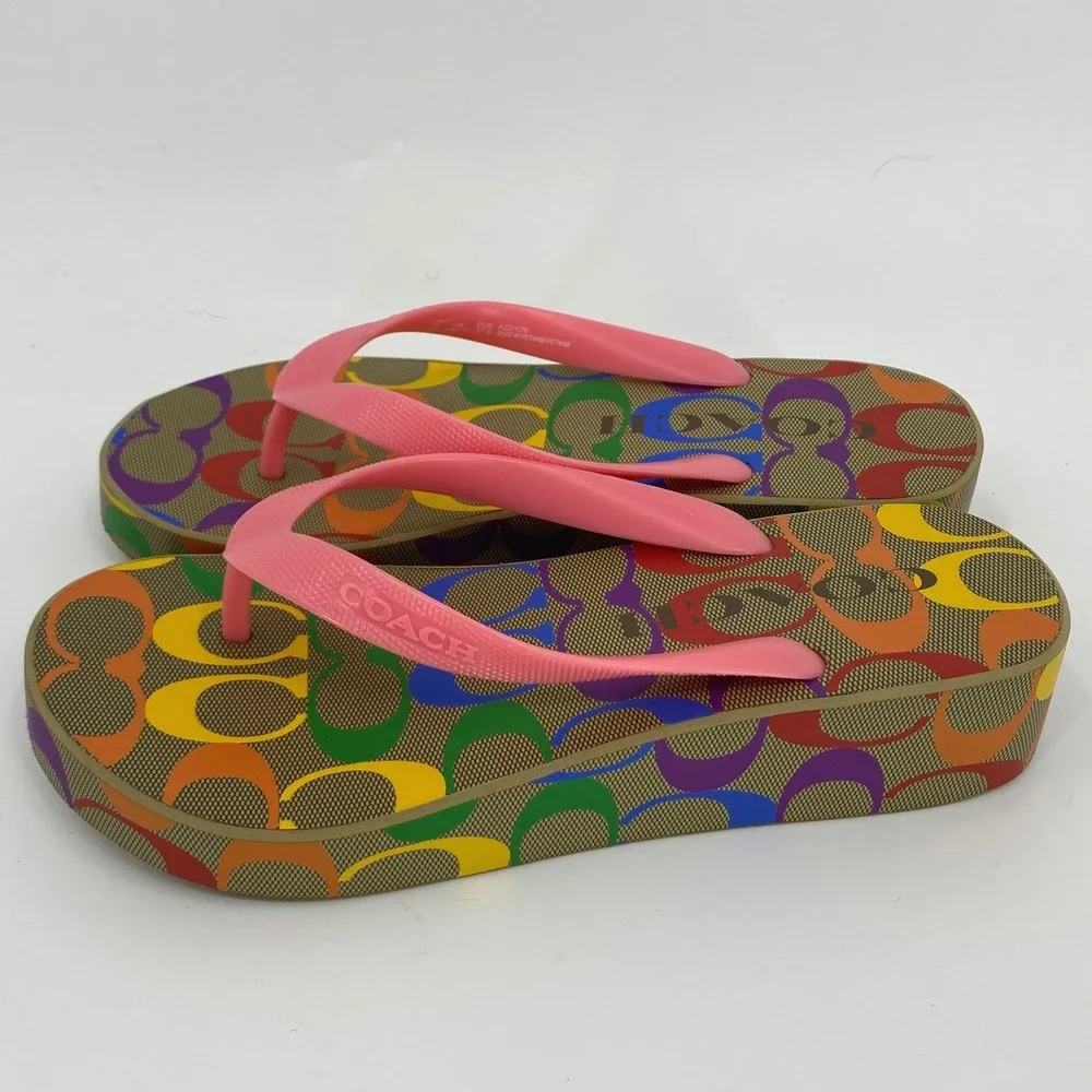 Coach Rainbow Logo Platform Flip Flops Sandals Pink Straps Women's Size 7 Spring